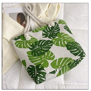 Women's Large Leaves Design Square Zipper Tote Bag